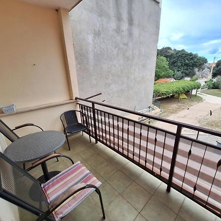 Apartmani Lisicina Omiš Eksteriør billede